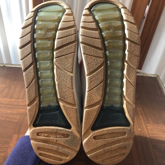 Woman's Sneakers White Leather New Balance Size 10 - Picture 7 of 7